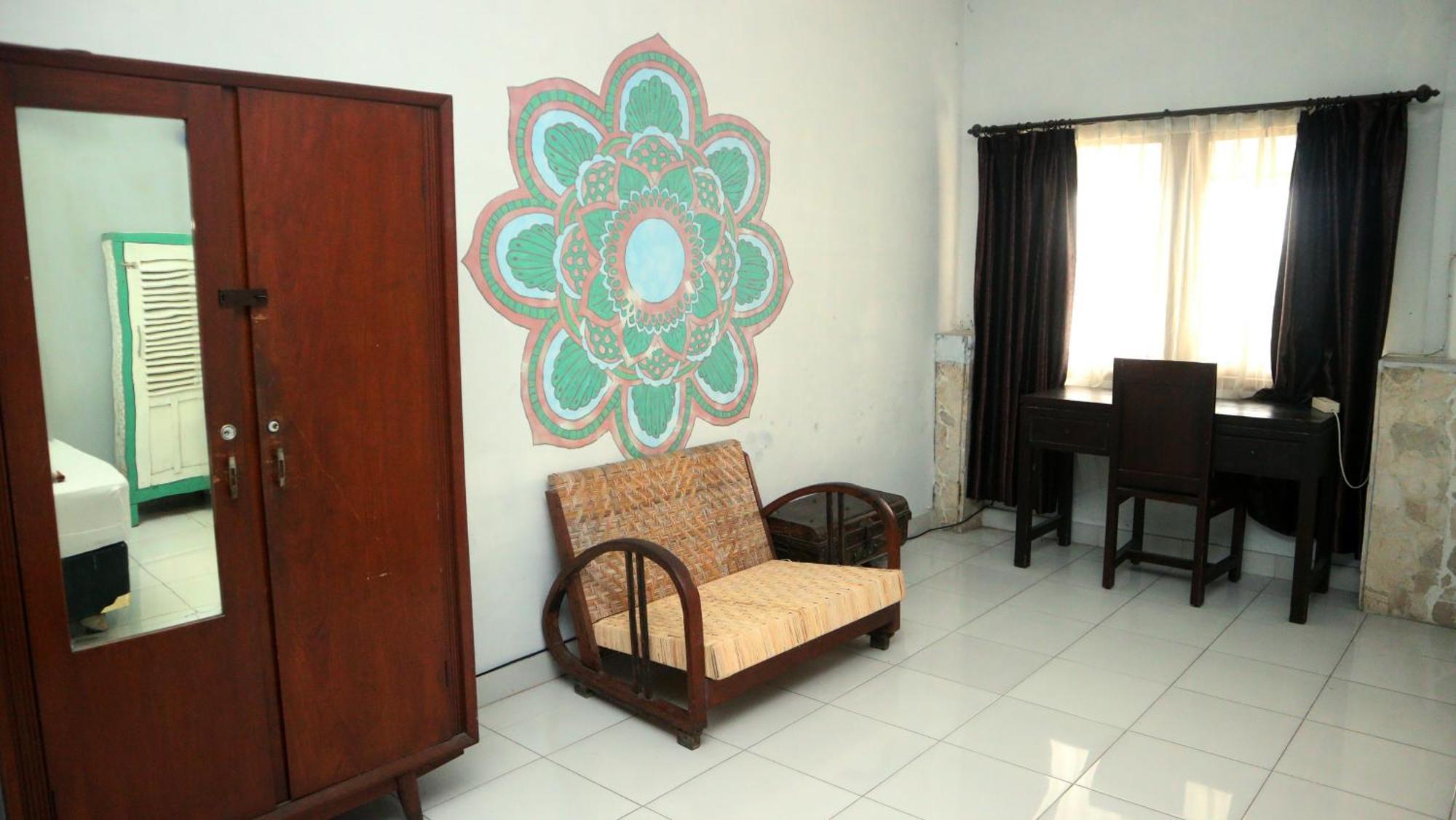 Budarno Homestay Kejayan Exterior photo